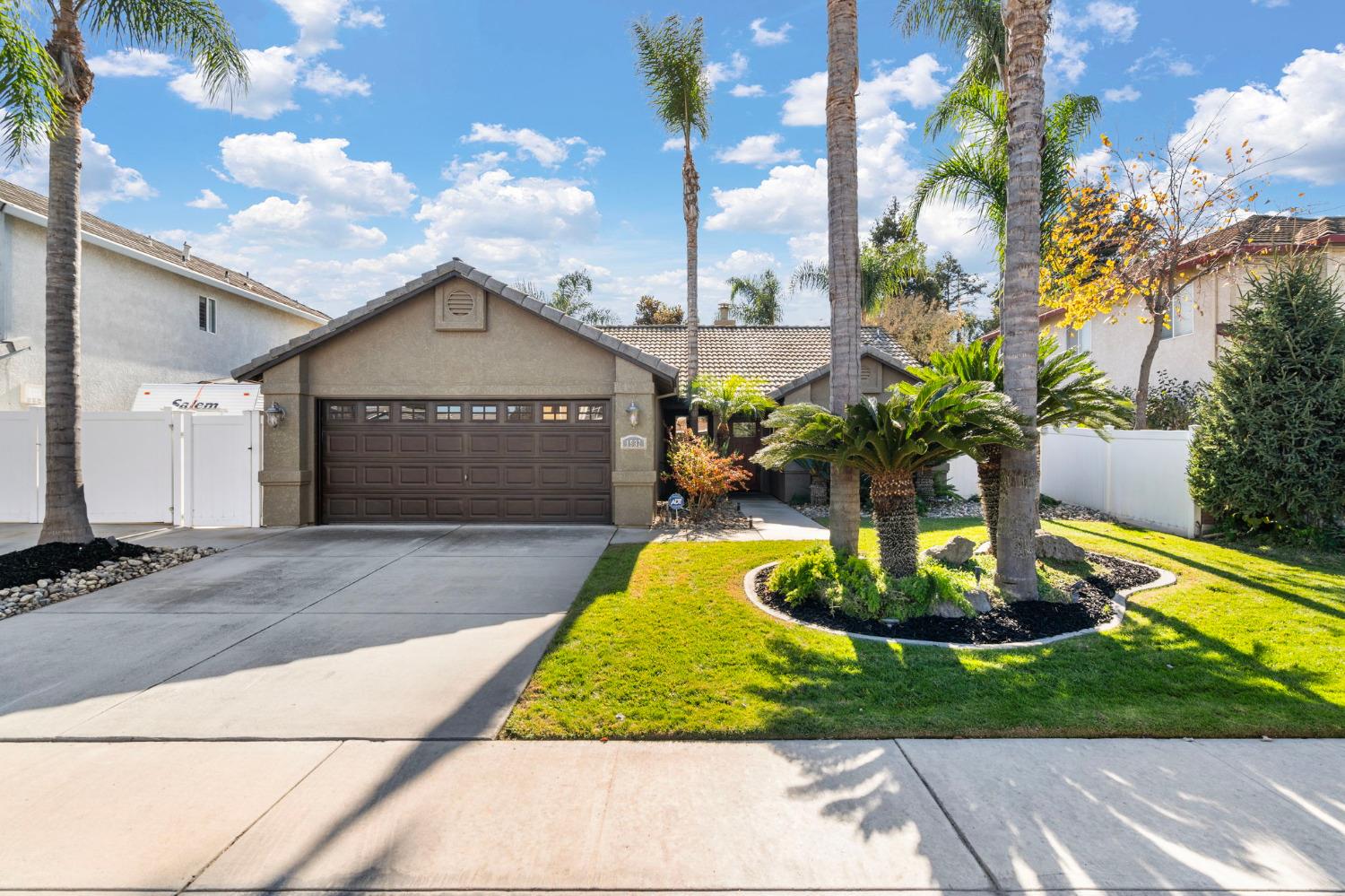 Detail Gallery Image 2 of 58 For 1932 Rockypoint Way, Riverbank,  CA 95367 - 3 Beds | 2 Baths