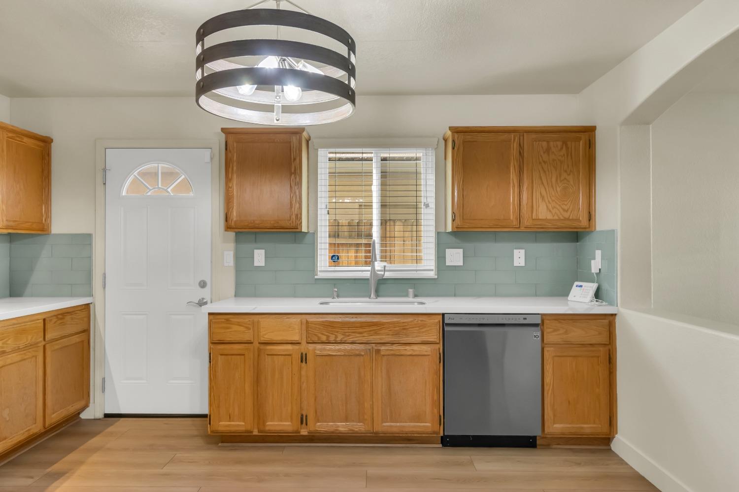 Detail Gallery Image 11 of 38 For 1957 Amber Waves Way, Roseville,  CA 95747 - 3 Beds | 2 Baths