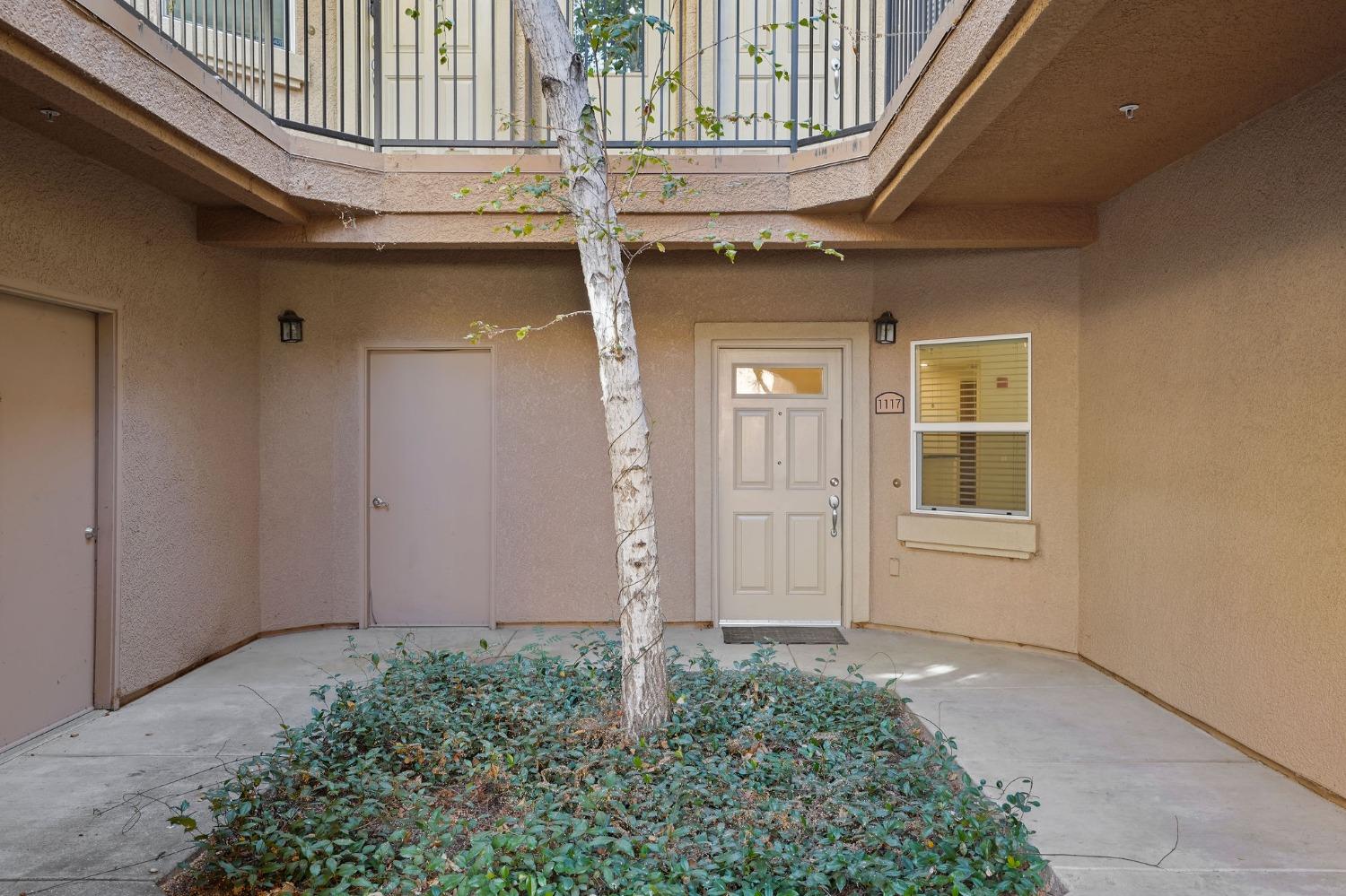 Detail Gallery Image 2 of 39 For 1900 Danbrook Dr #1117,  Sacramento,  CA 95835 - 2 Beds | 2 Baths