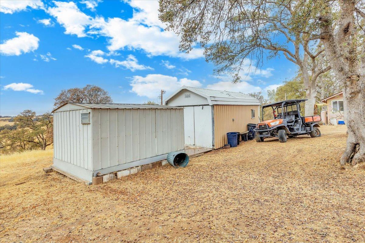 Detail Gallery Image 11 of 46 For 14594 Perricone Rd, Chinese Camp,  CA 95309 - 2 Beds | 2 Baths