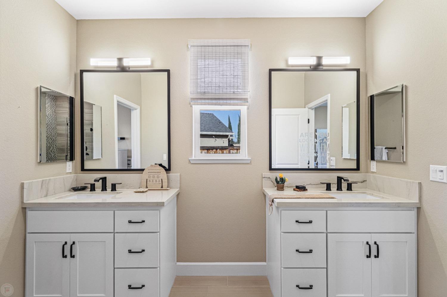 Detail Gallery Image 29 of 87 For 1106 Crescent Ave, Manteca,  CA 95336 - 2 Beds | 2/1 Baths