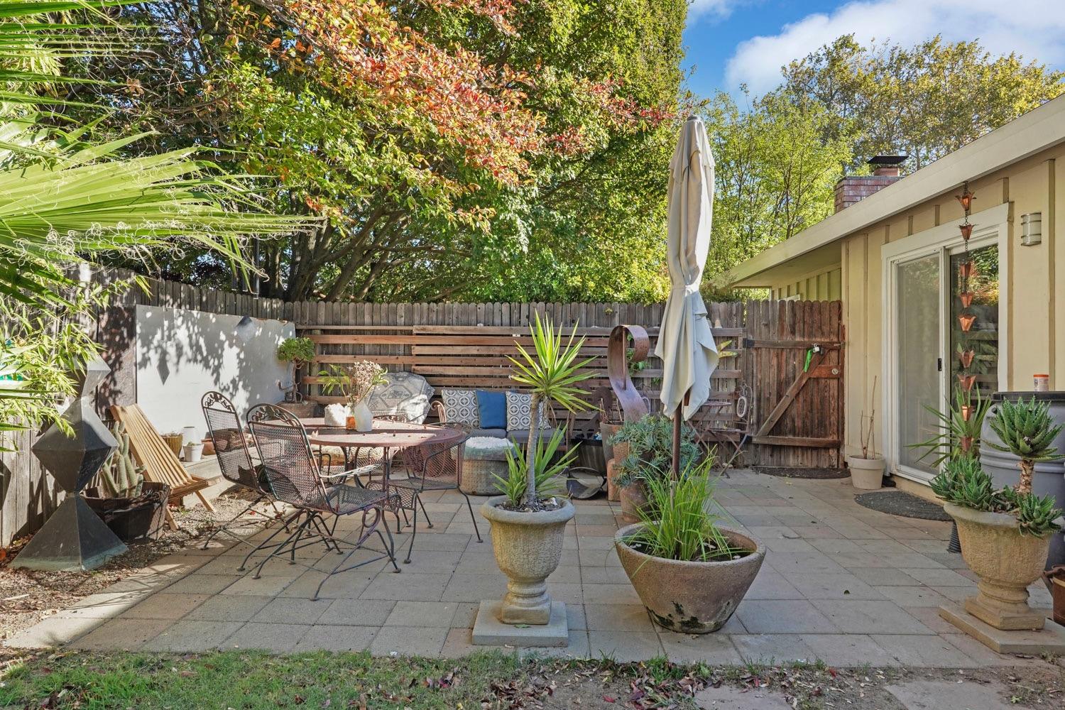 Detail Gallery Image 37 of 46 For 2895 Aquino Dr, Sacramento,  CA 95833 - 3 Beds | 2 Baths