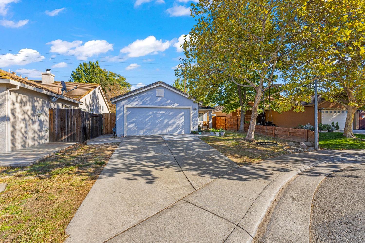 Detail Gallery Image 3 of 50 For 8636 Acacia Woods Ct, Antelope,  CA 95843 - 3 Beds | 2 Baths