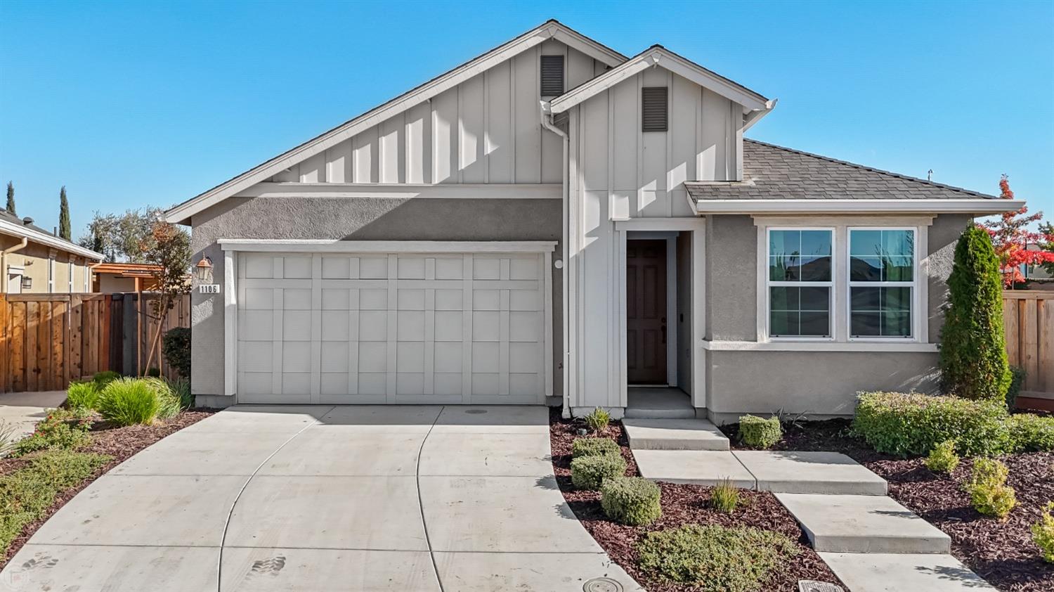 Detail Gallery Image 4 of 87 For 1106 Crescent Ave, Manteca,  CA 95336 - 2 Beds | 2/1 Baths