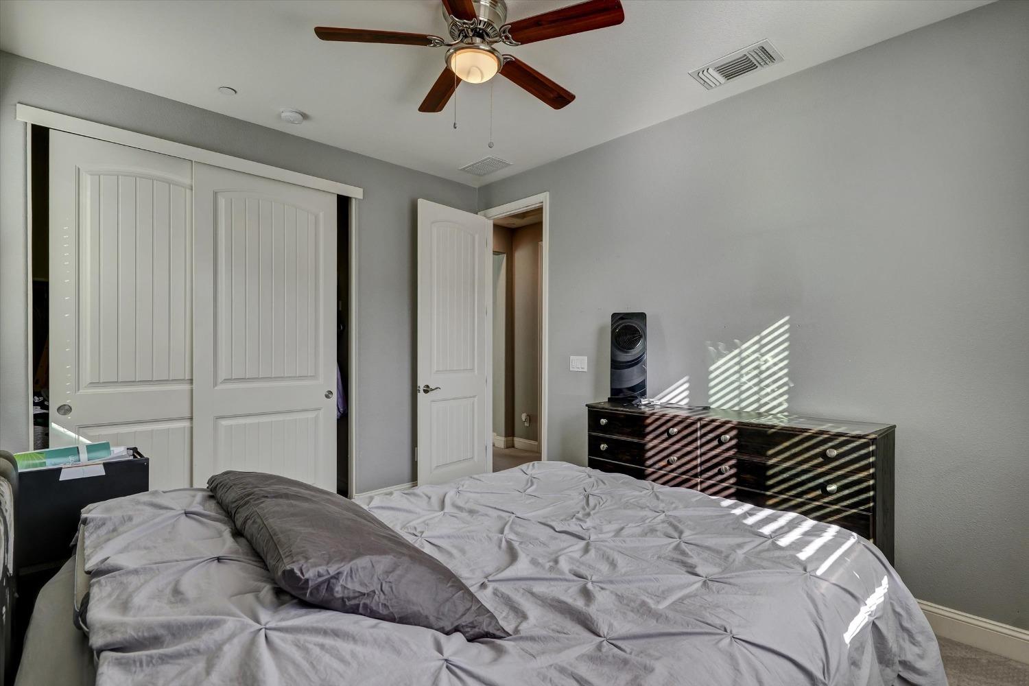 Detail Gallery Image 35 of 44 For 3682 Gozo Island Ave, Sacramento,  CA 95834 - 3 Beds | 2/1 Baths