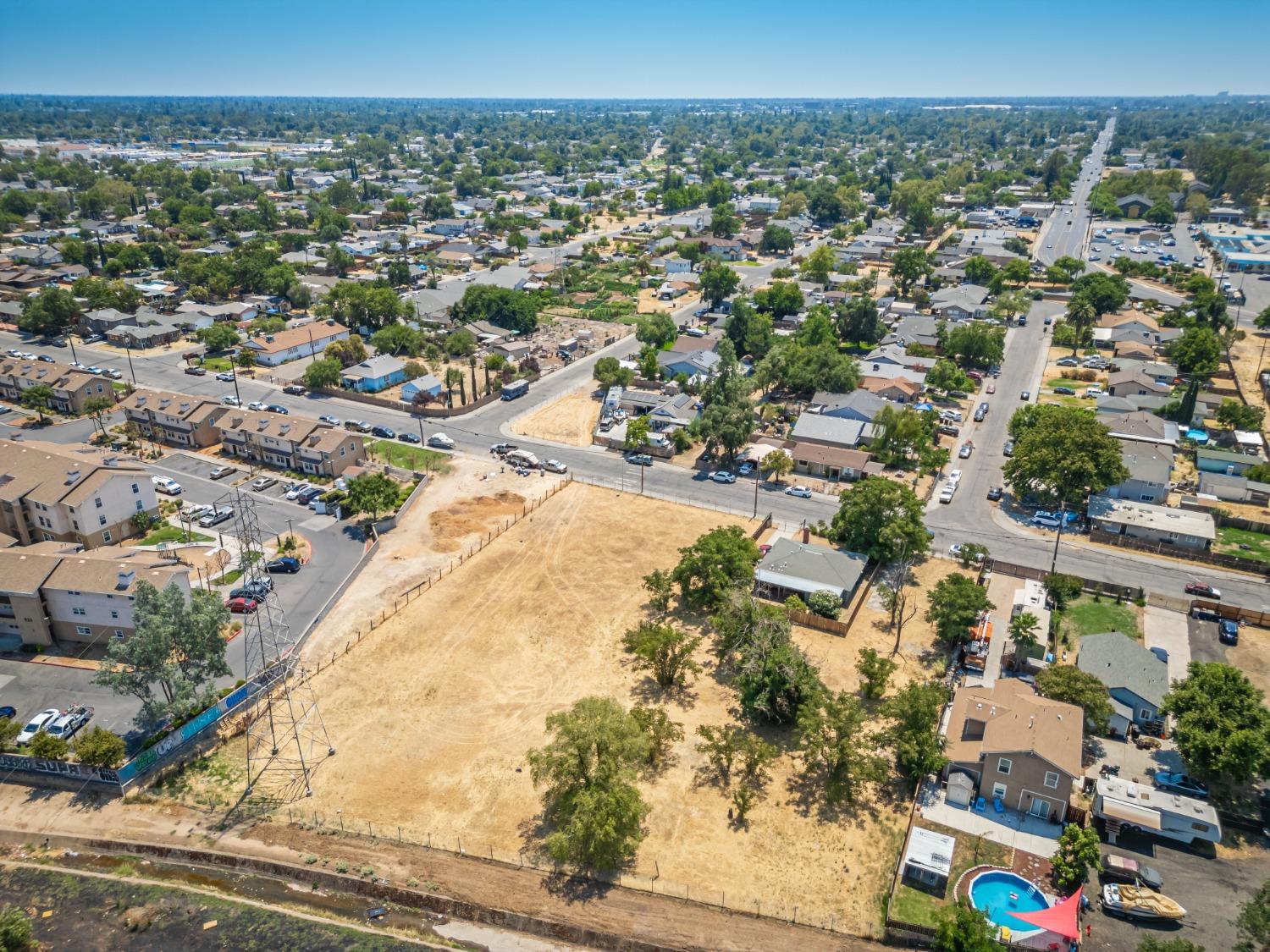 Detail Gallery Image 15 of 29 For 905 North Lot 2, Sacramento,  CA 95838 - – Beds | – Baths