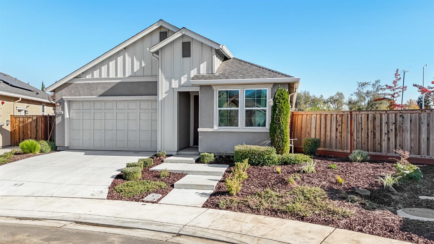 Detail Gallery Image 2 of 87 For 1106 Crescent Ave, Manteca,  CA 95336 - 2 Beds | 2/1 Baths