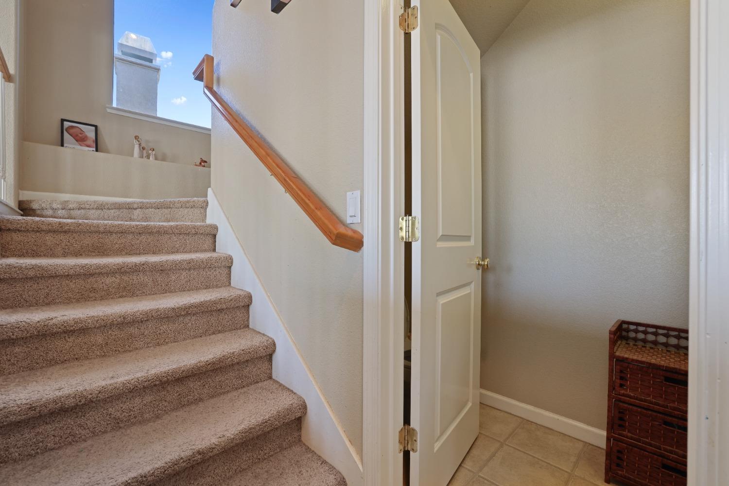 Detail Gallery Image 20 of 40 For 1740 Vintage Cir, Oakdale,  CA 95361 - 4 Beds | 2/1 Baths