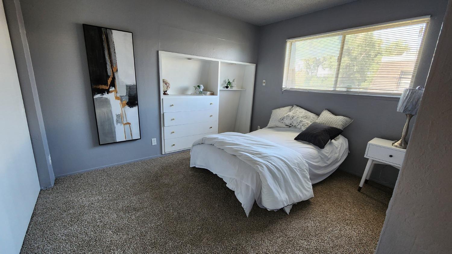 Detail Gallery Image 18 of 27 For 5670 Hillsdale Blvd, Sacramento,  CA 95842 - 2 Beds | 1/1 Baths