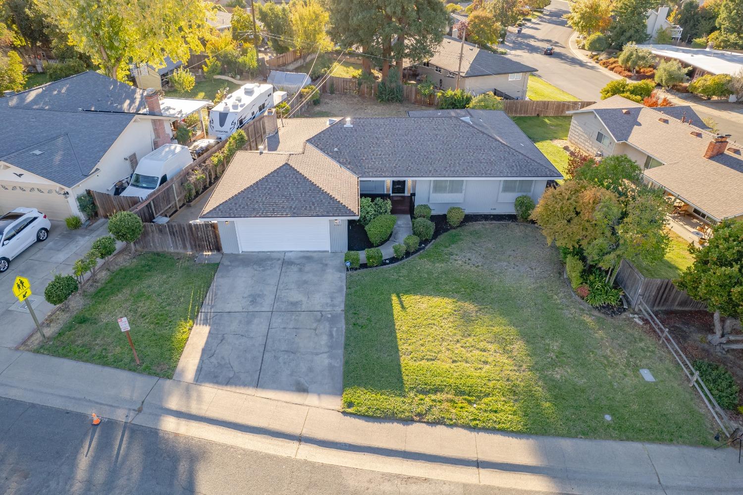 Detail Gallery Image 32 of 33 For 4367 Glenridge Dr, Carmichael,  CA 95608 - 4 Beds | 2 Baths