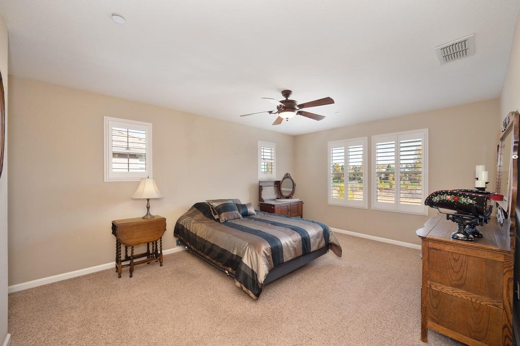 Detail Gallery Image 24 of 49 For 2902 Esplanade Cir, Folsom,  CA 95630 - 2 Beds | 2/1 Baths