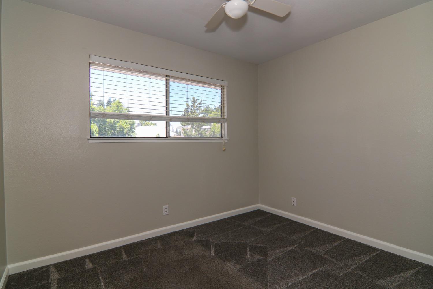 Detail Gallery Image 31 of 44 For 5861 Sperry Dr, Citrus Heights,  CA 95621 - 3 Beds | 2/1 Baths