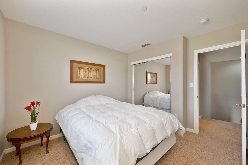 Detail Gallery Image 28 of 49 For 2902 Esplanade Cir, Folsom,  CA 95630 - 2 Beds | 2/1 Baths