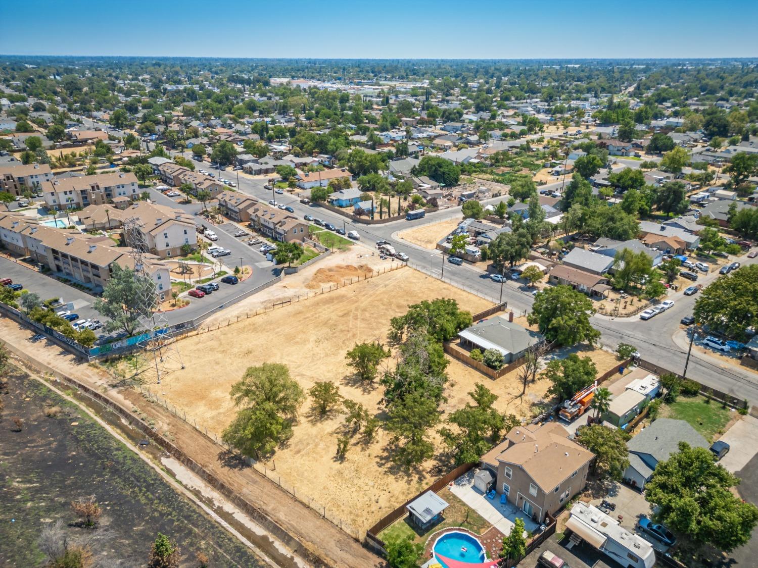 Detail Gallery Image 16 of 29 For 905 North Lot 2, Sacramento,  CA 95838 - – Beds | – Baths