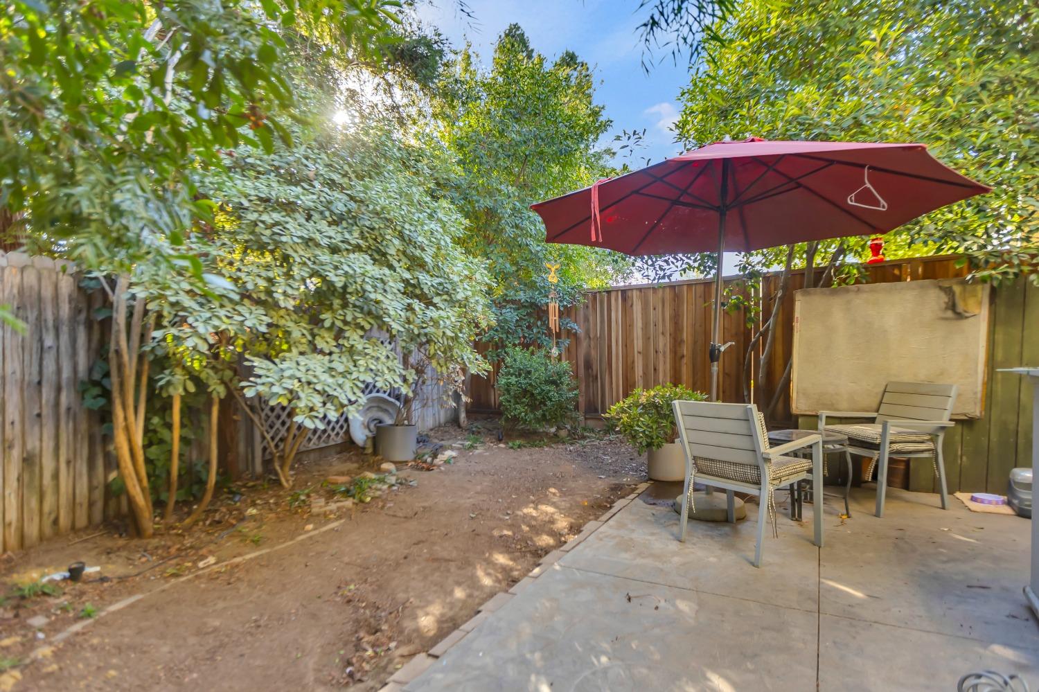 Detail Gallery Image 27 of 35 For 1246 Pebblewood Dr, Sacramento,  CA 95833 - 3 Beds | 2 Baths