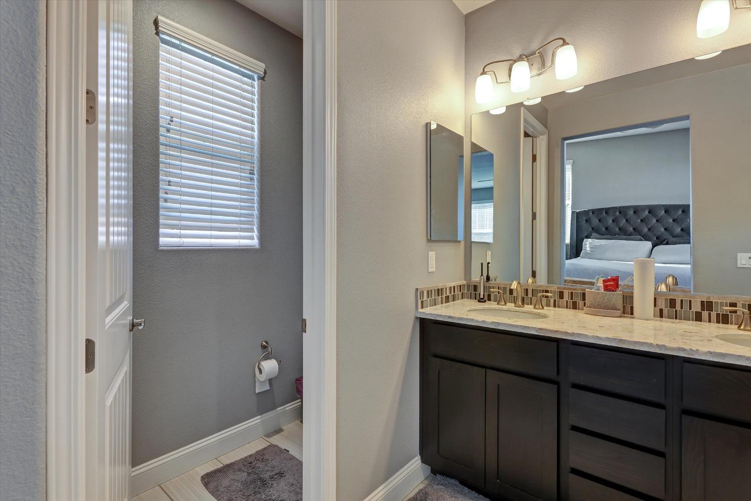 Detail Gallery Image 17 of 44 For 3682 Gozo Island Ave, Sacramento,  CA 95834 - 3 Beds | 2/1 Baths