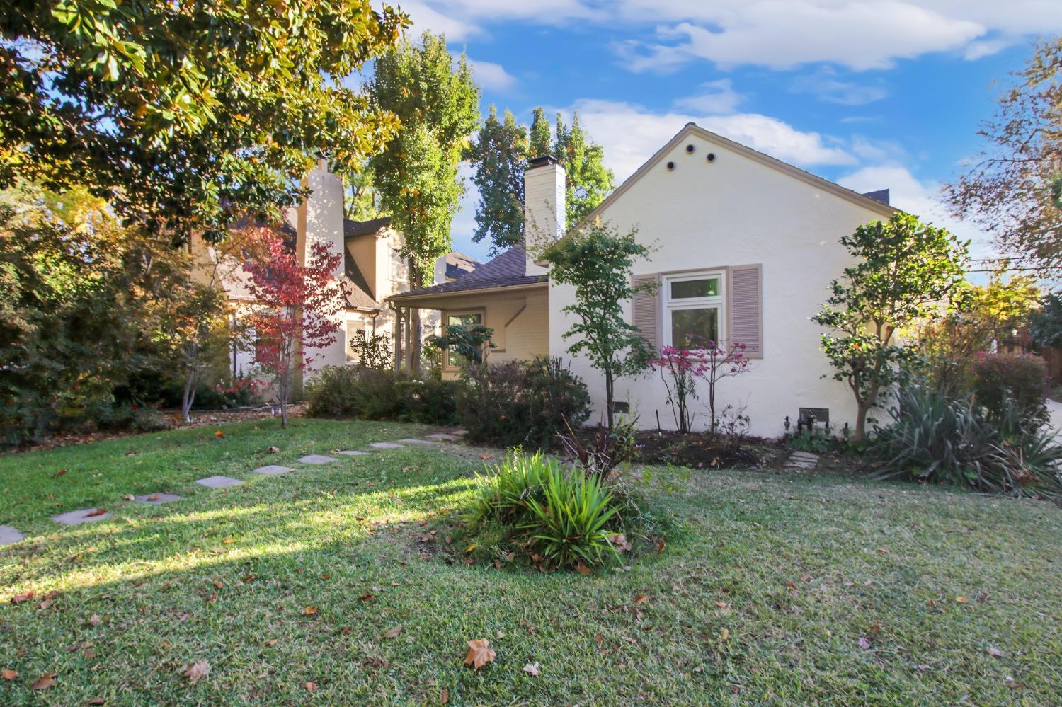 Detail Gallery Image 33 of 38 For 1866 Bidwell Way, Sacramento,  CA 95818 - 3 Beds | 1 Baths