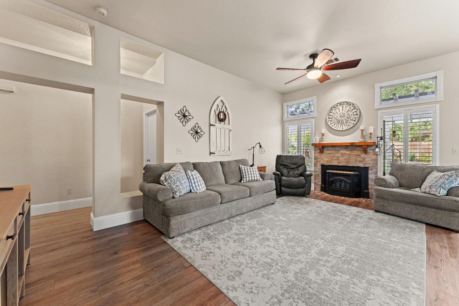 Detail Gallery Image 14 of 39 For 3110 Canvasback Way, West Sacramento,  CA 95691 - 3 Beds | 2 Baths