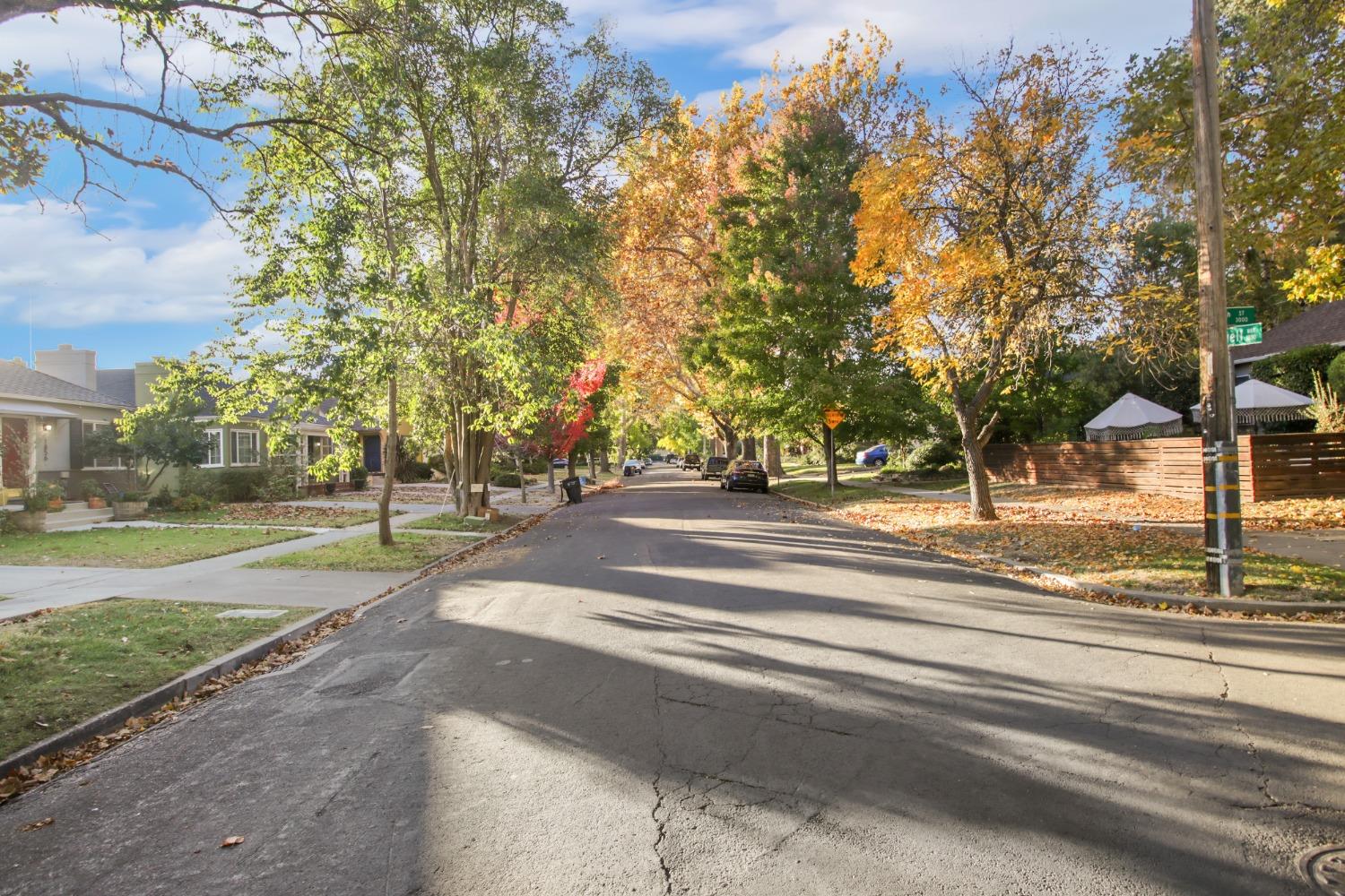 Detail Gallery Image 35 of 38 For 1866 Bidwell Way, Sacramento,  CA 95818 - 3 Beds | 1 Baths