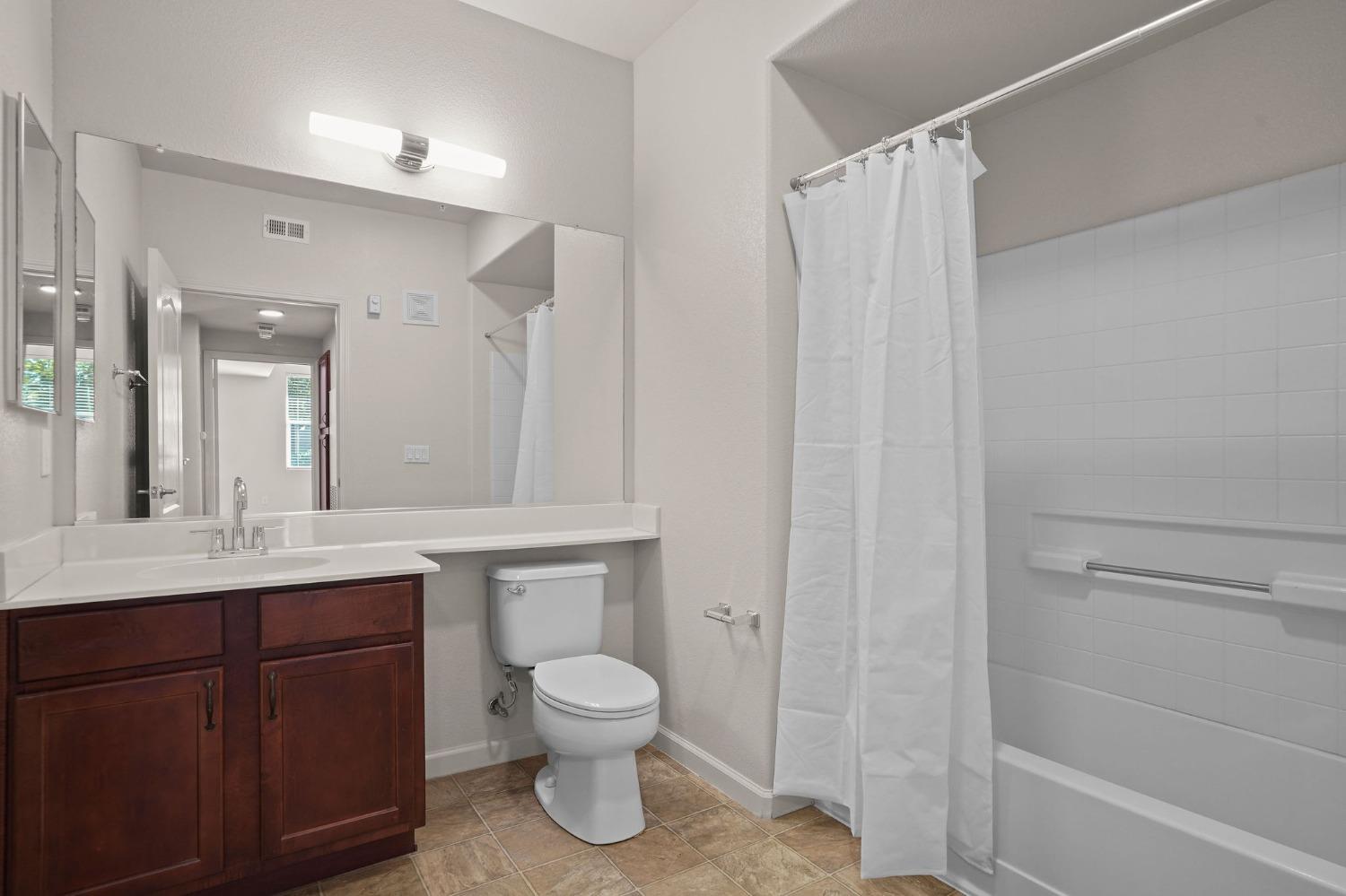 Detail Gallery Image 23 of 39 For 1900 Danbrook Dr #1117,  Sacramento,  CA 95835 - 2 Beds | 2 Baths