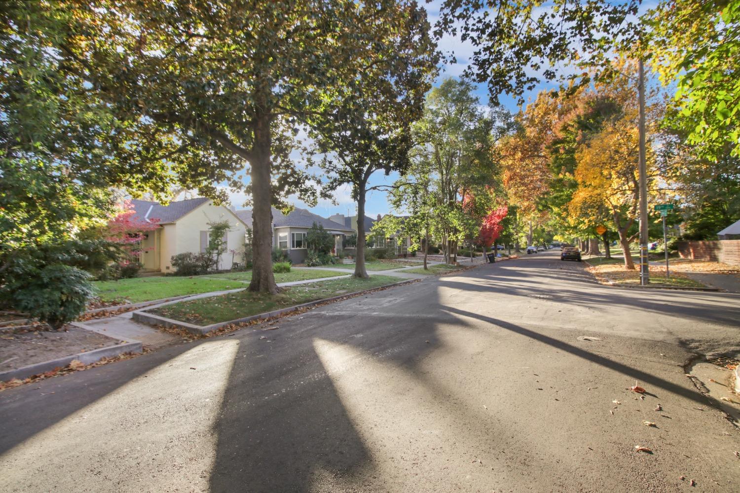 Detail Gallery Image 36 of 38 For 1866 Bidwell Way, Sacramento,  CA 95818 - 3 Beds | 1 Baths