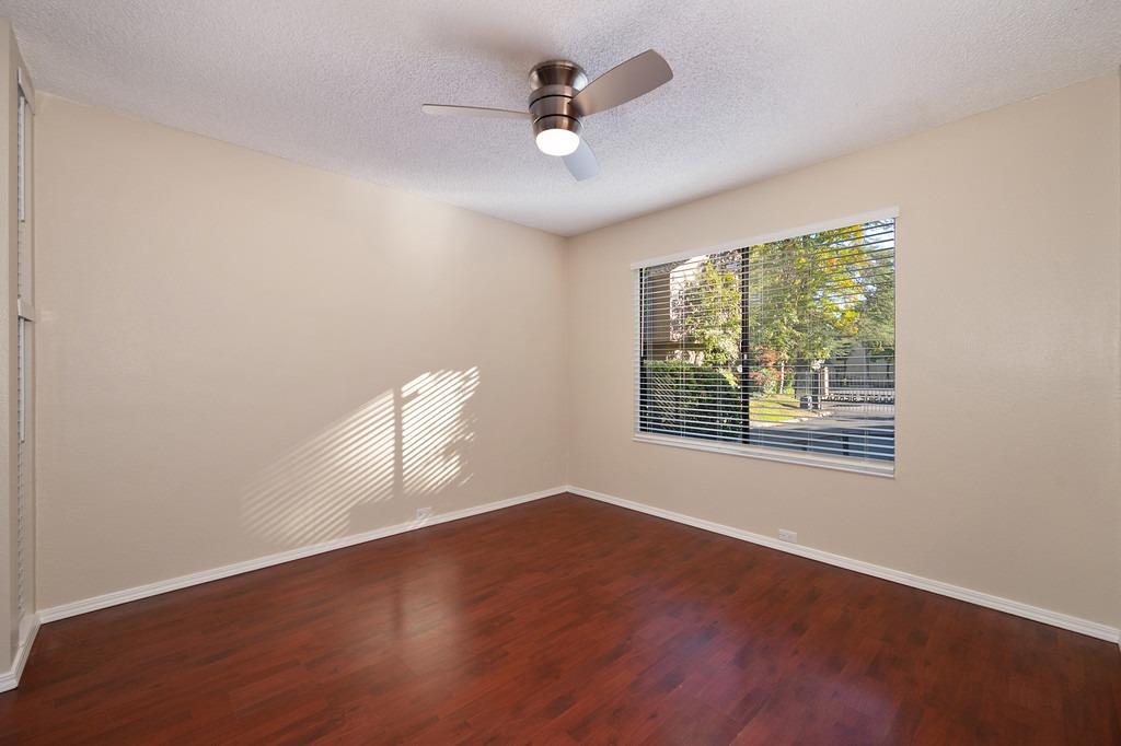 Detail Gallery Image 20 of 42 For 660 Woodside Sierra #1,  Sacramento,  CA 95825 - 2 Beds | 2 Baths