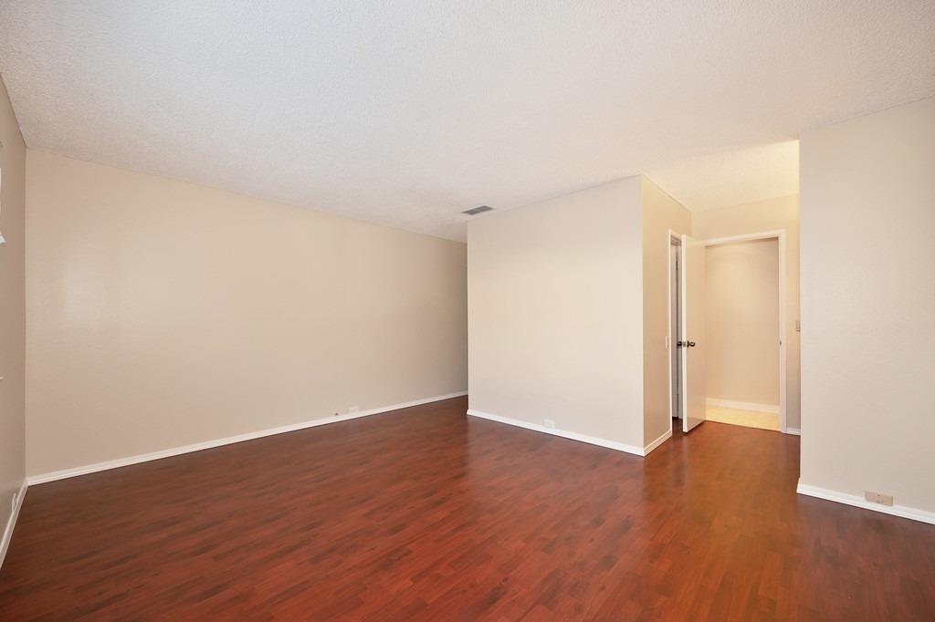 Detail Gallery Image 21 of 42 For 660 Woodside Sierra #1,  Sacramento,  CA 95825 - 2 Beds | 2 Baths