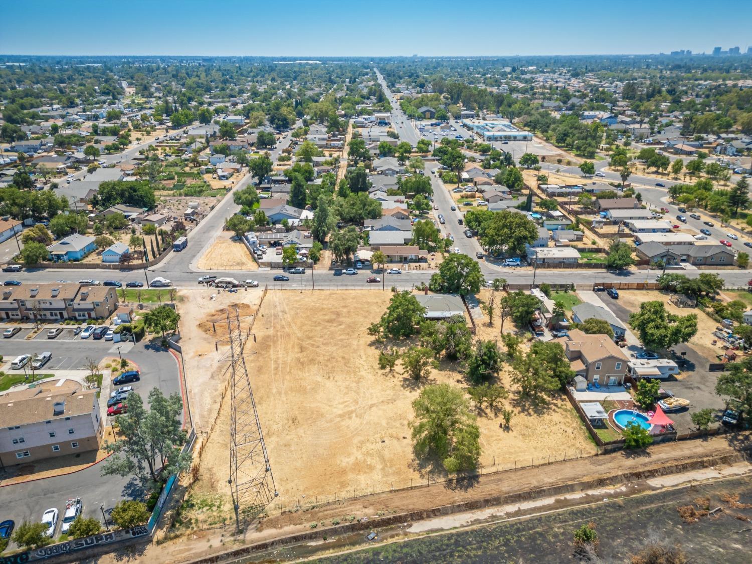 Detail Gallery Image 14 of 29 For 905 North Lot 2, Sacramento,  CA 95838 - – Beds | – Baths