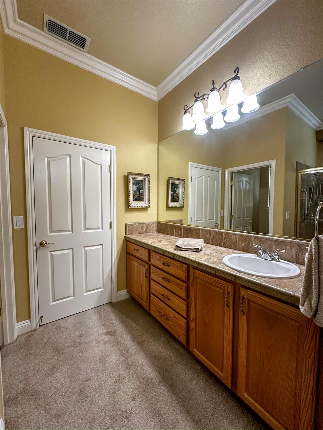 Detail Gallery Image 38 of 64 For 2818 Rockaway Ln, Sacramento,  CA 95835 - 2 Beds | 2/1 Baths