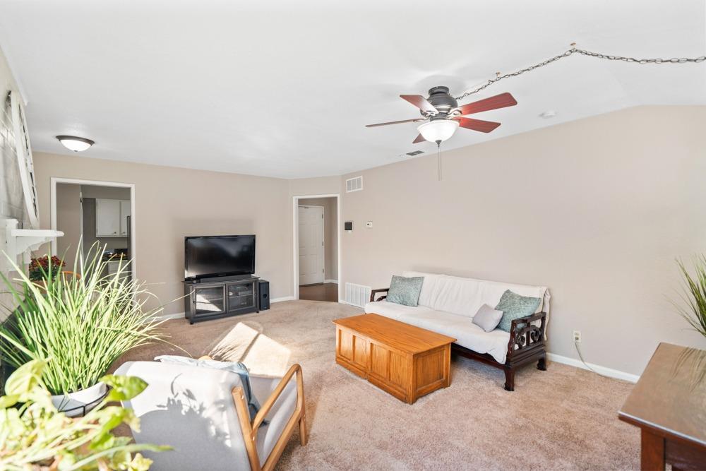 Detail Gallery Image 17 of 36 For 3108 Hurley Way, Sacramento,  CA 95864 - 3 Beds | 1 Baths