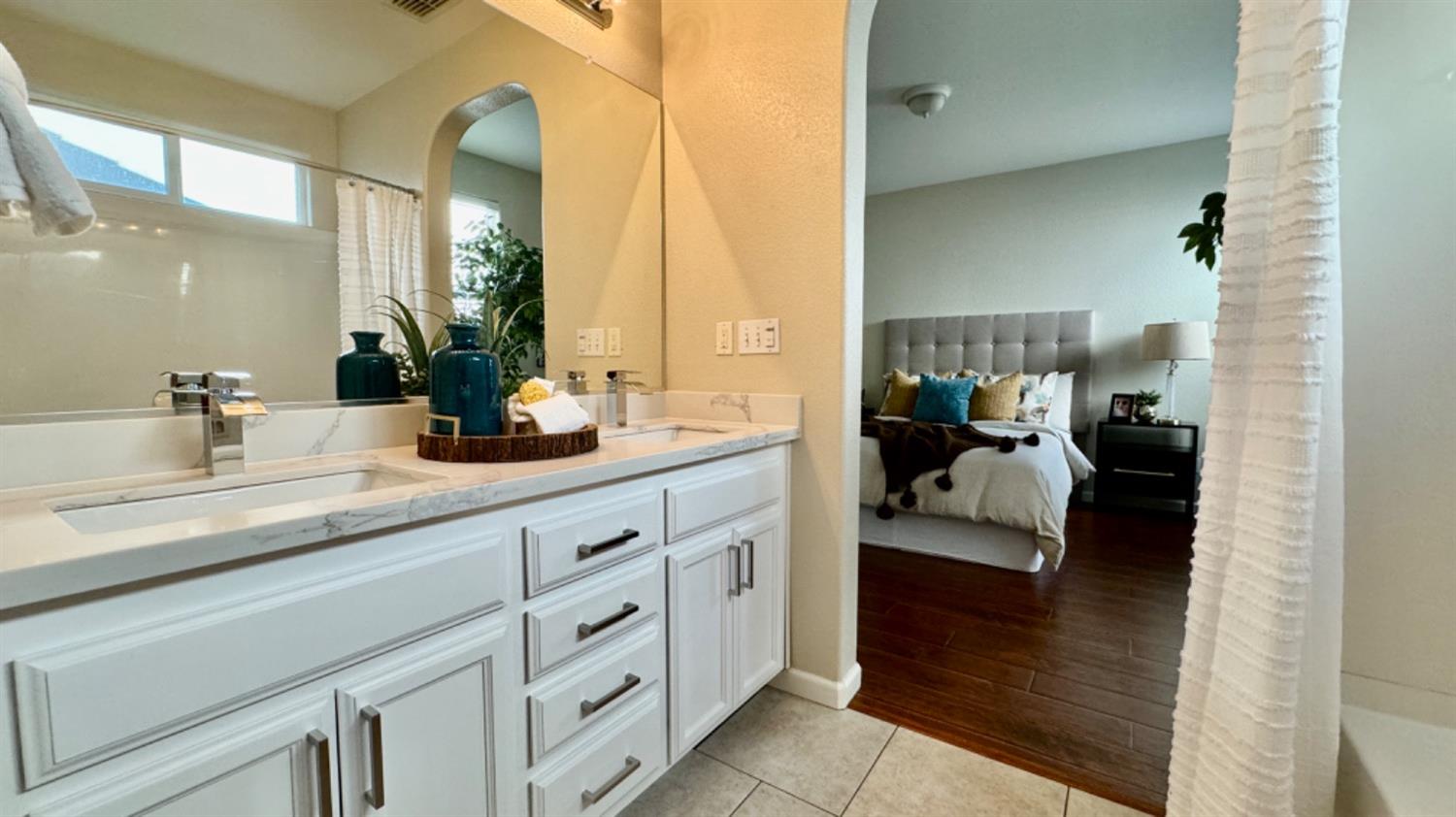 Detail Gallery Image 14 of 50 For 3101 Brunnet Ln, Sacramento,  CA 95833 - 3 Beds | 2 Baths