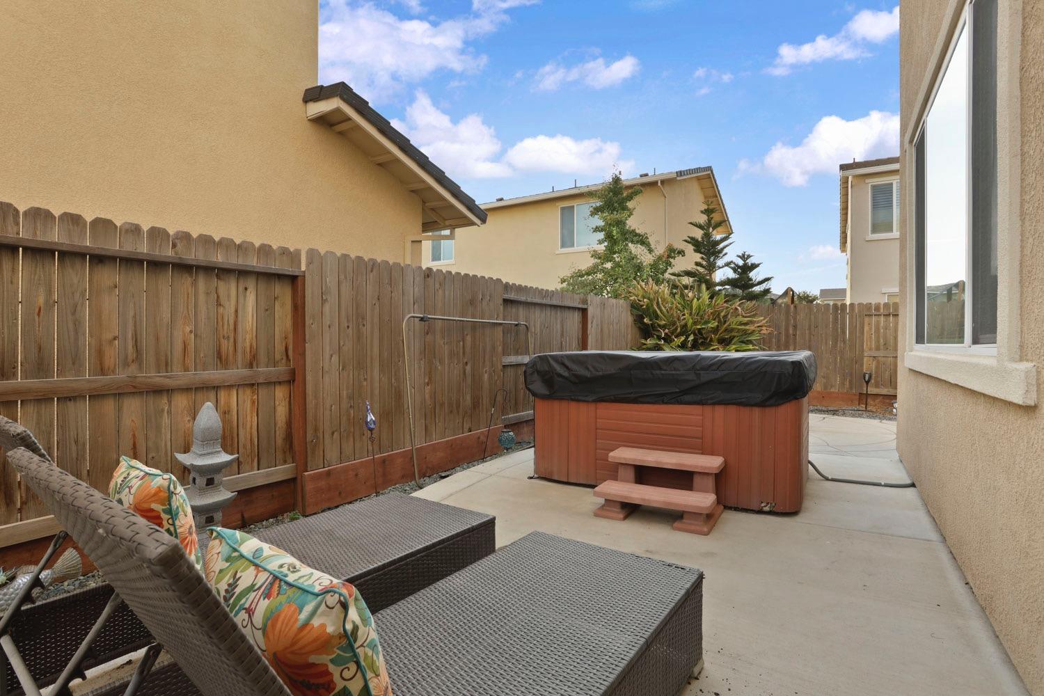 Detail Gallery Image 51 of 57 For 4549 Acacia Ridge St, Sacramento,  CA 95834 - 4 Beds | 3/1 Baths