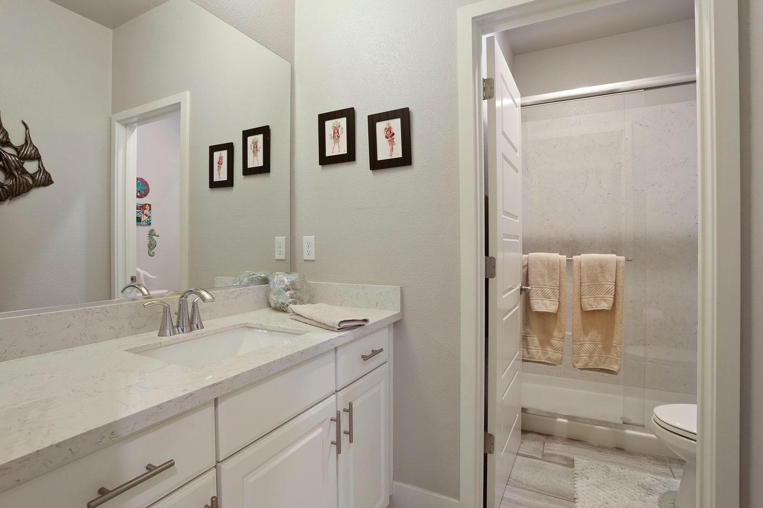 Detail Gallery Image 36 of 57 For 4549 Acacia Ridge St, Sacramento,  CA 95834 - 4 Beds | 3/1 Baths