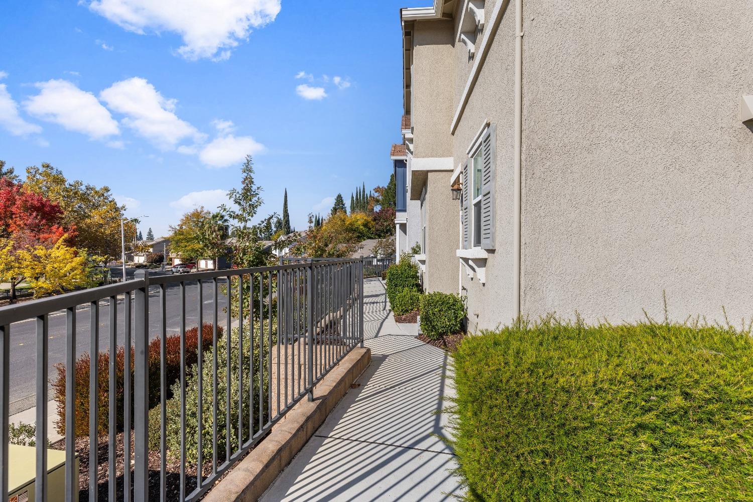 Detail Gallery Image 29 of 38 For 1324 Ironside Pl, Roseville,  CA 95747 - 3 Beds | 2/1 Baths