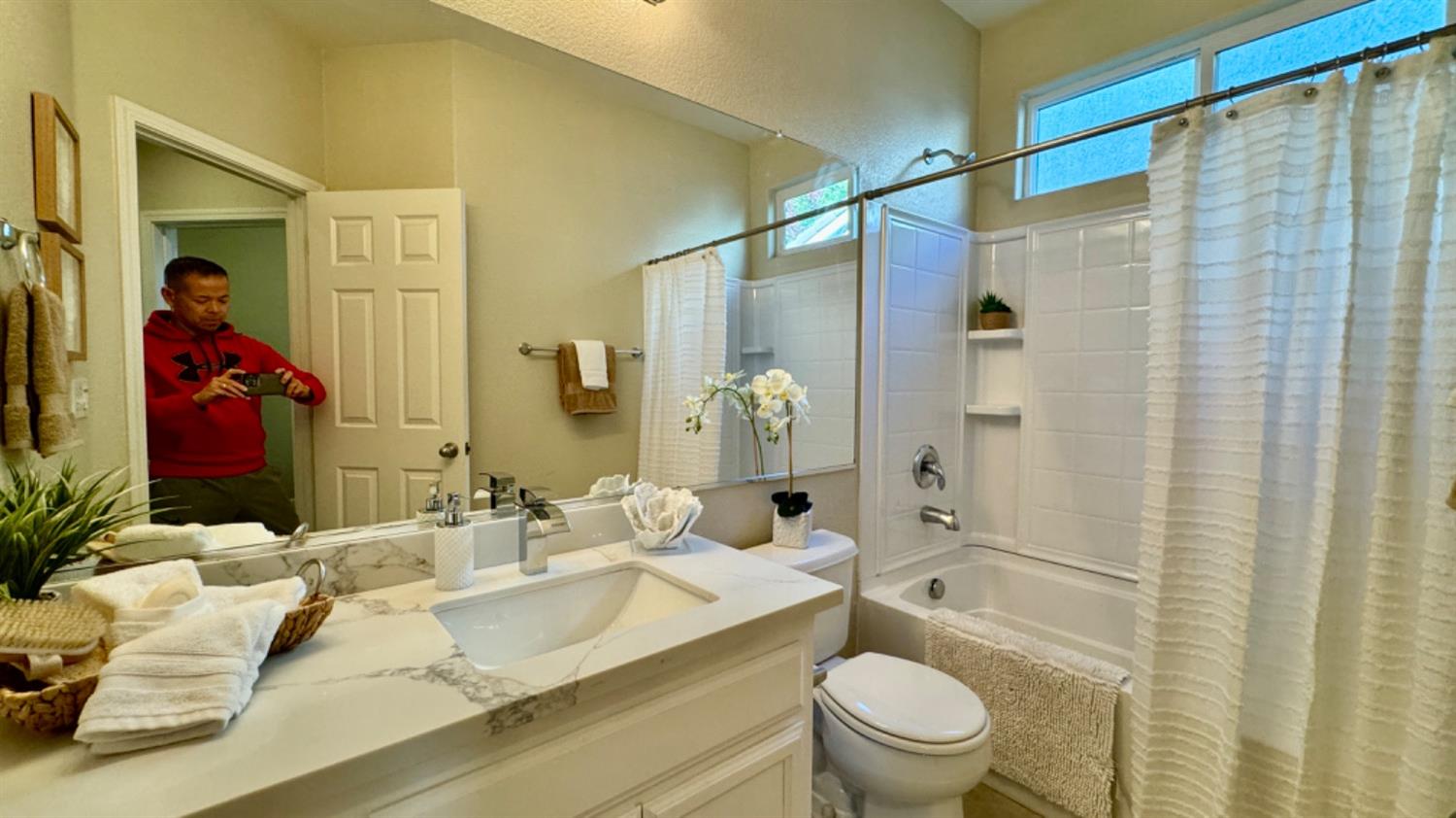 Detail Gallery Image 31 of 50 For 3101 Brunnet Ln, Sacramento,  CA 95833 - 3 Beds | 2 Baths