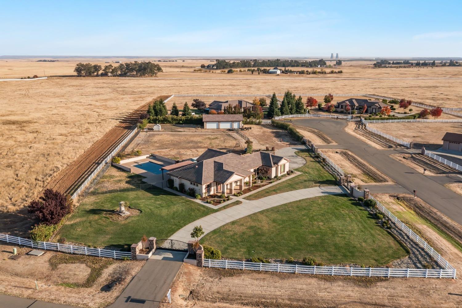 Detail Gallery Image 3 of 87 For 13001 Barbaro Ct, Wilton,  CA 95693 - 4 Beds | 2 Baths