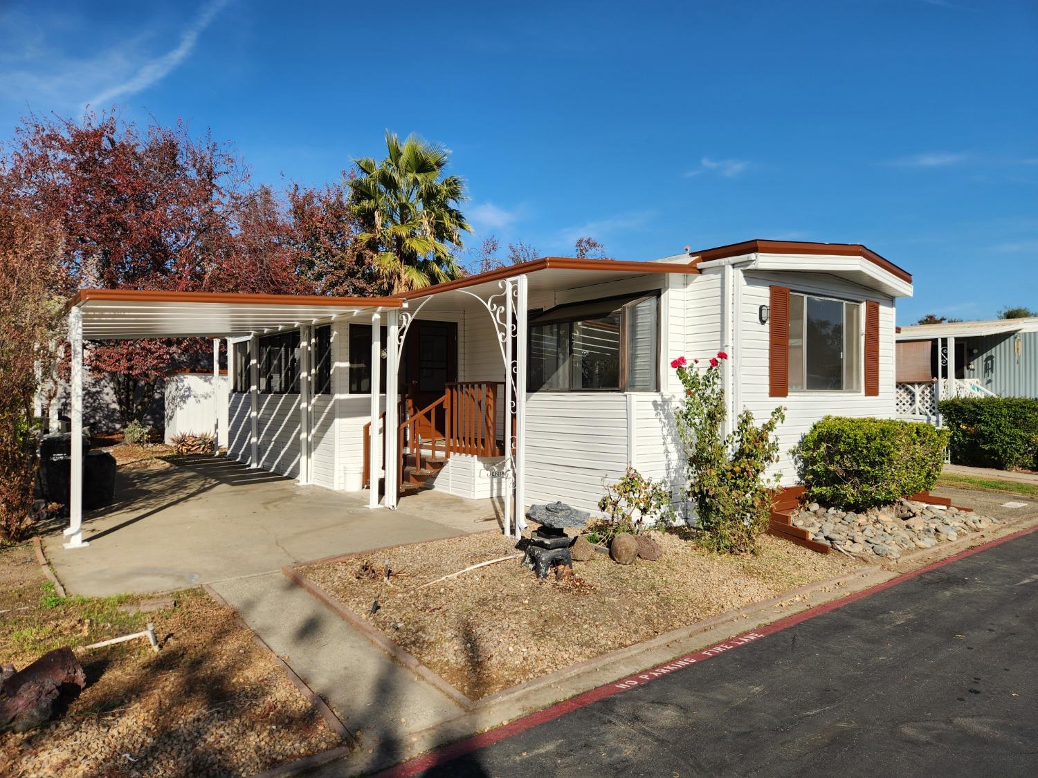 Detail Gallery Image 1 of 25 For 4215 Ticonderoga Ln, North Highlands,  CA 95660 - 2 Beds | 1 Baths