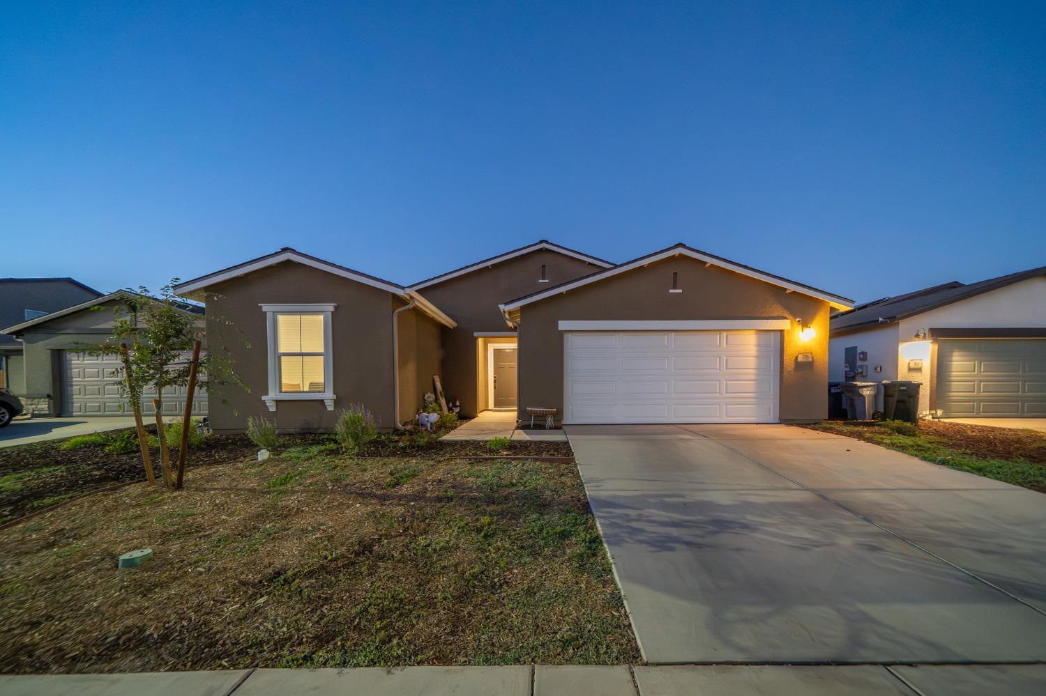 Detail Gallery Image 1 of 29 For 775 Tanner Ct, Merced,  CA 95341 - 4 Beds | 2 Baths