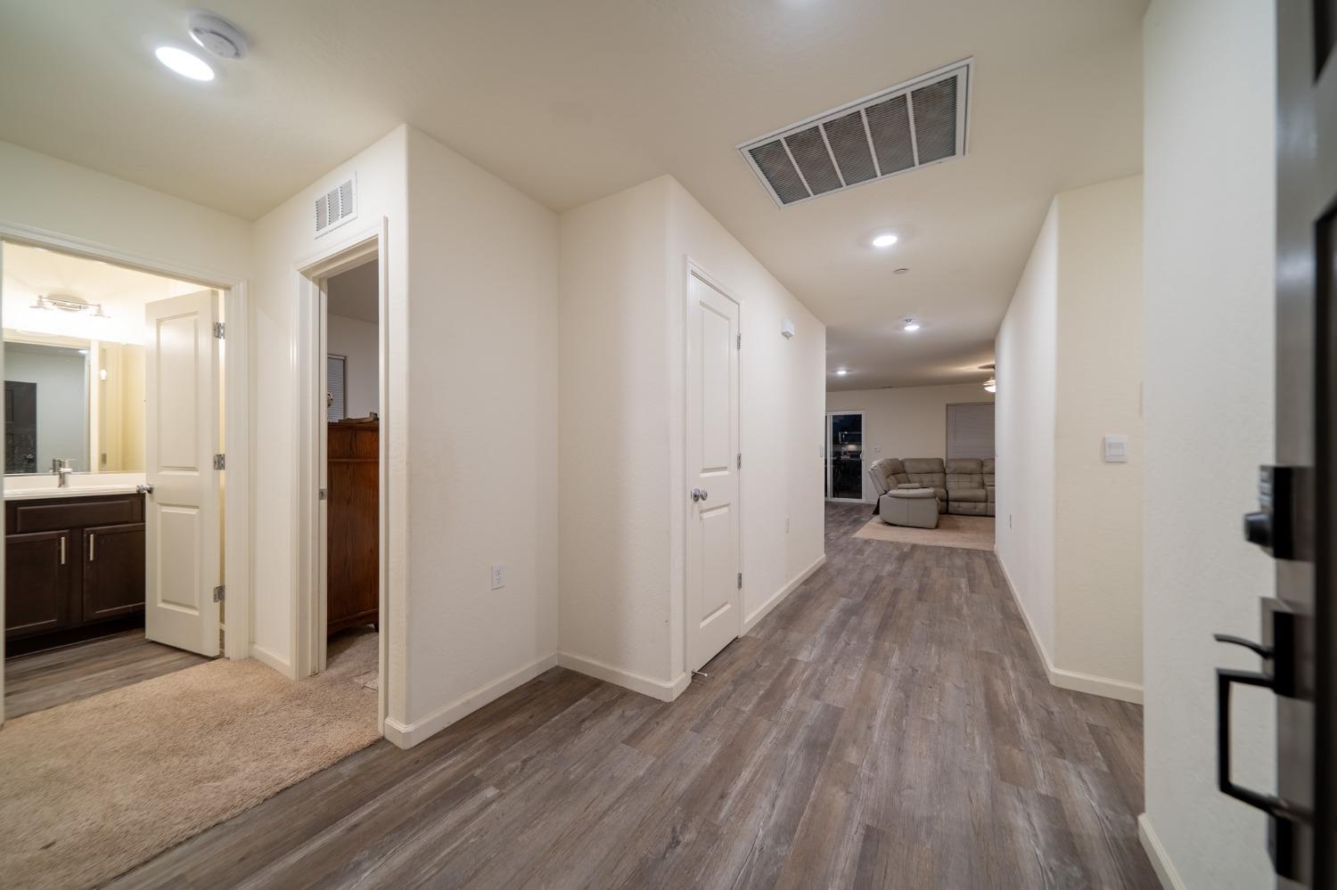 Detail Gallery Image 10 of 29 For 775 Tanner Ct, Merced,  CA 95341 - 4 Beds | 2 Baths