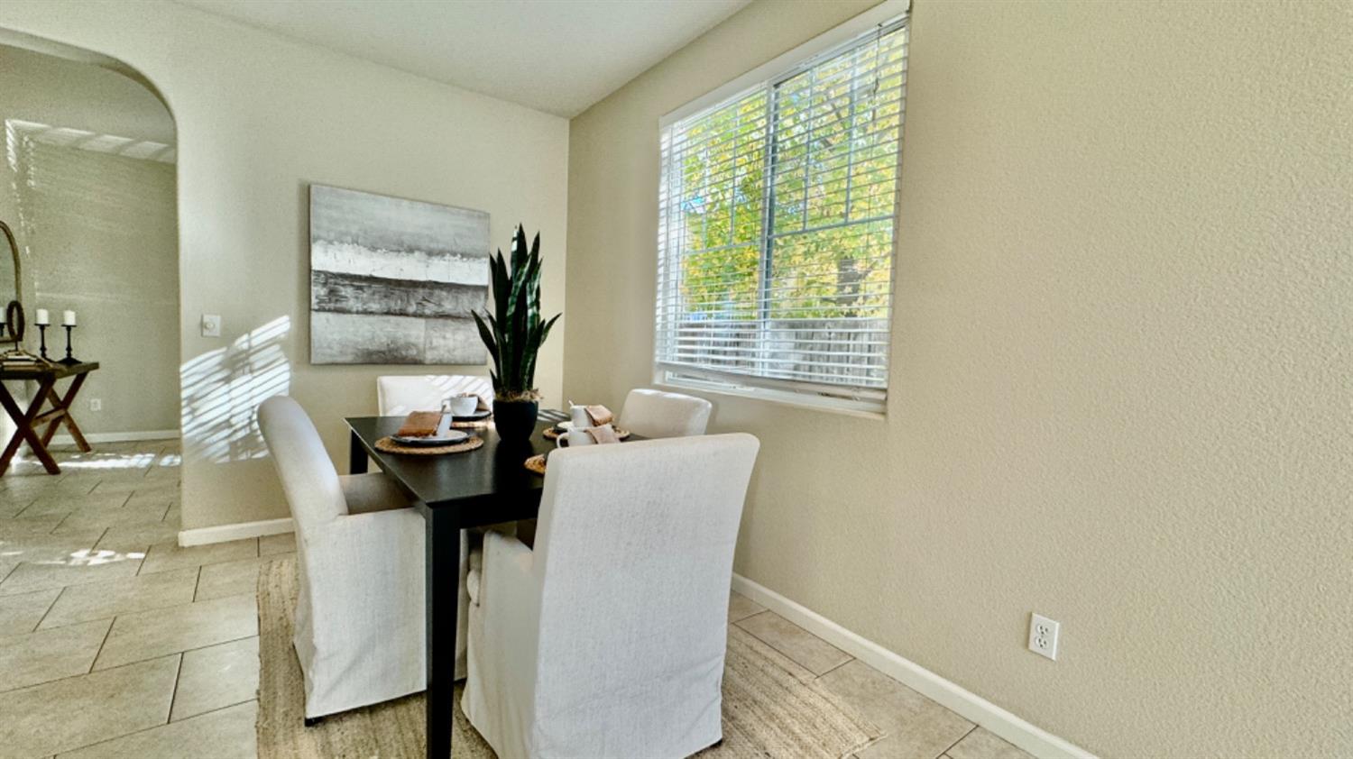 Detail Gallery Image 22 of 50 For 3101 Brunnet Ln, Sacramento,  CA 95833 - 3 Beds | 2 Baths