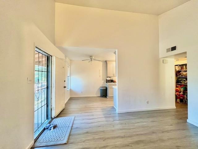 Detail Gallery Image 9 of 21 For 3702 W Benjamin Holt Dr #18,  Stockton,  CA 95219 - 1 Beds | 1 Baths