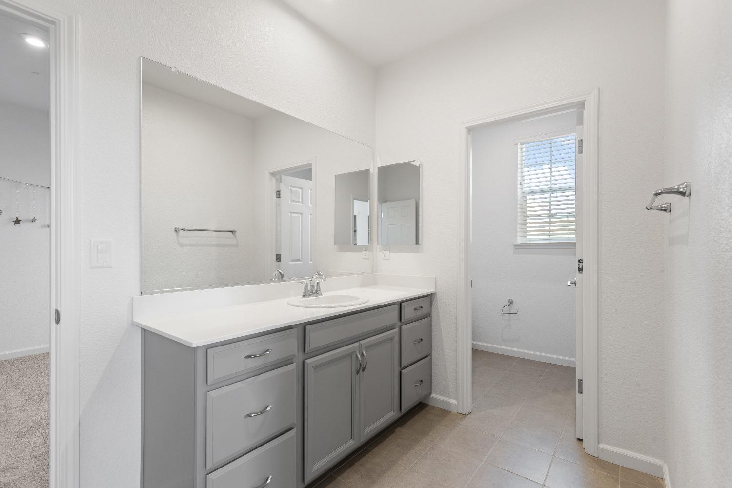 Detail Gallery Image 21 of 38 For 1324 Ironside Pl, Roseville,  CA 95747 - 3 Beds | 2/1 Baths