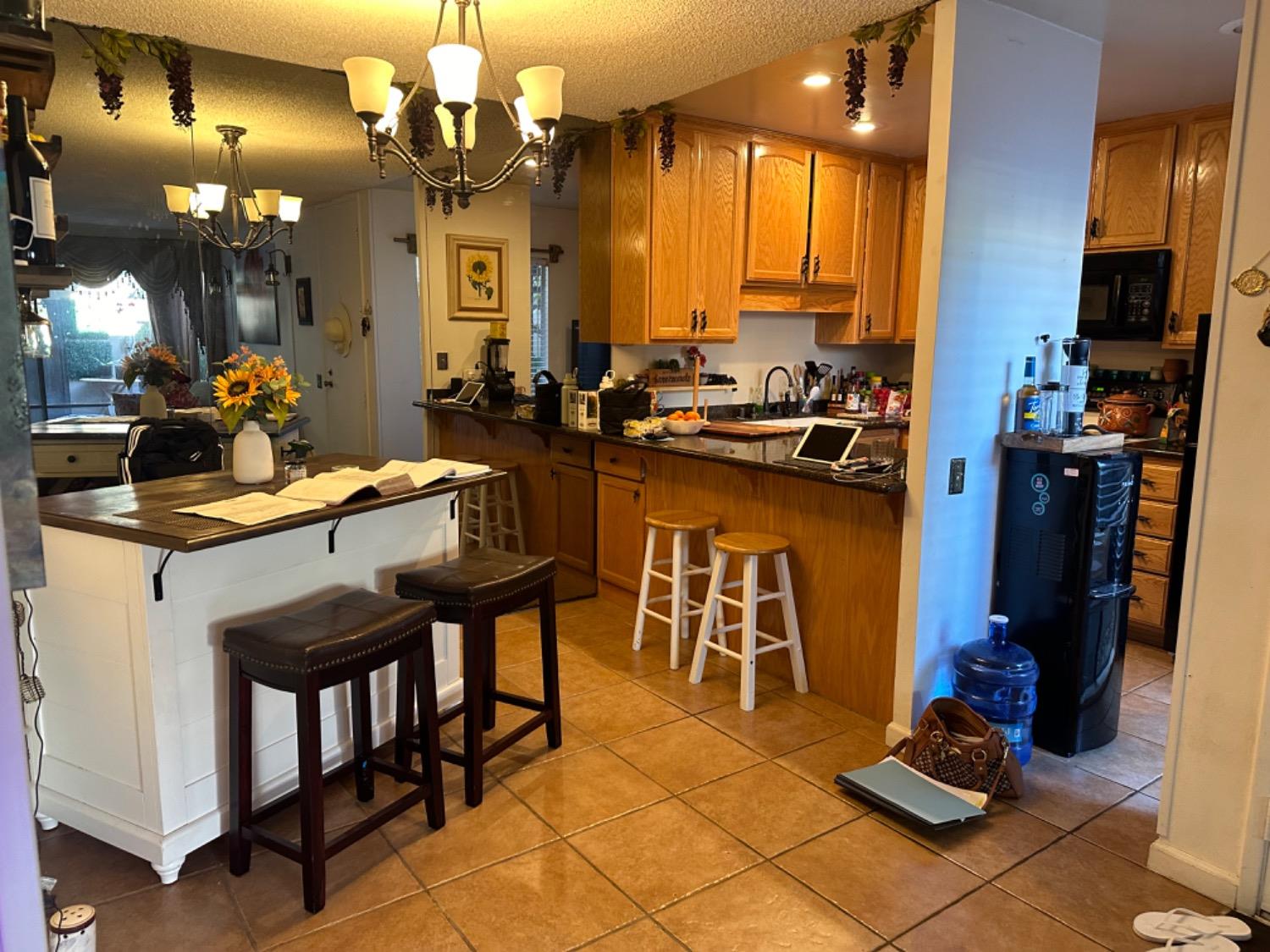 Photo #5: 224124908 Listing 