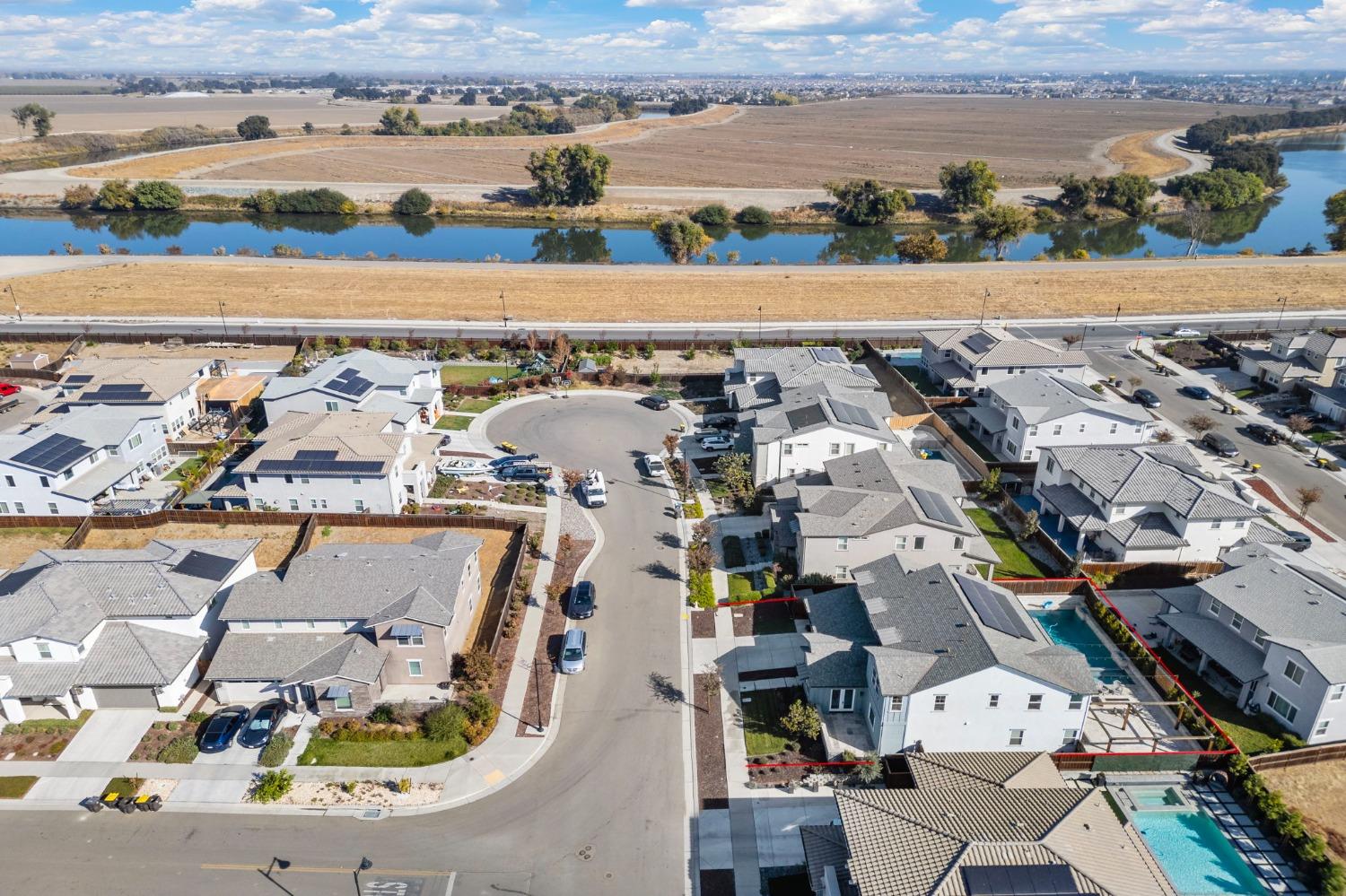 Detail Gallery Image 61 of 64 For 17214 Bowling Ct, Lathrop,  CA 95330 - 4 Beds | 3/1 Baths