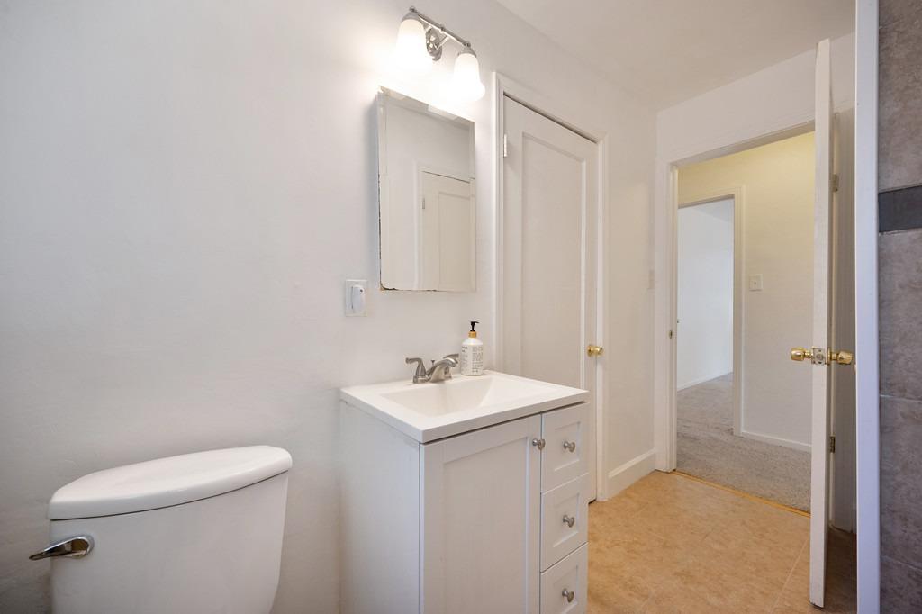 Detail Gallery Image 26 of 36 For 1732 Grand Ave, Sacramento,  CA 95838 - 2 Beds | 1 Baths