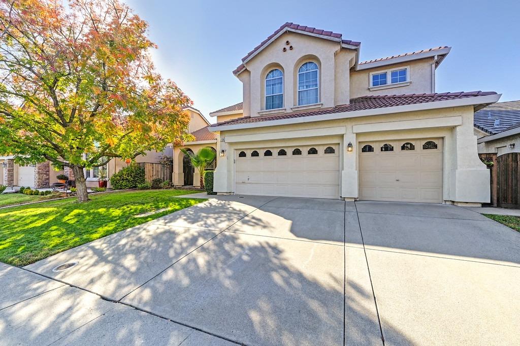 Frost Ridge Way, Rocklin, California image 4