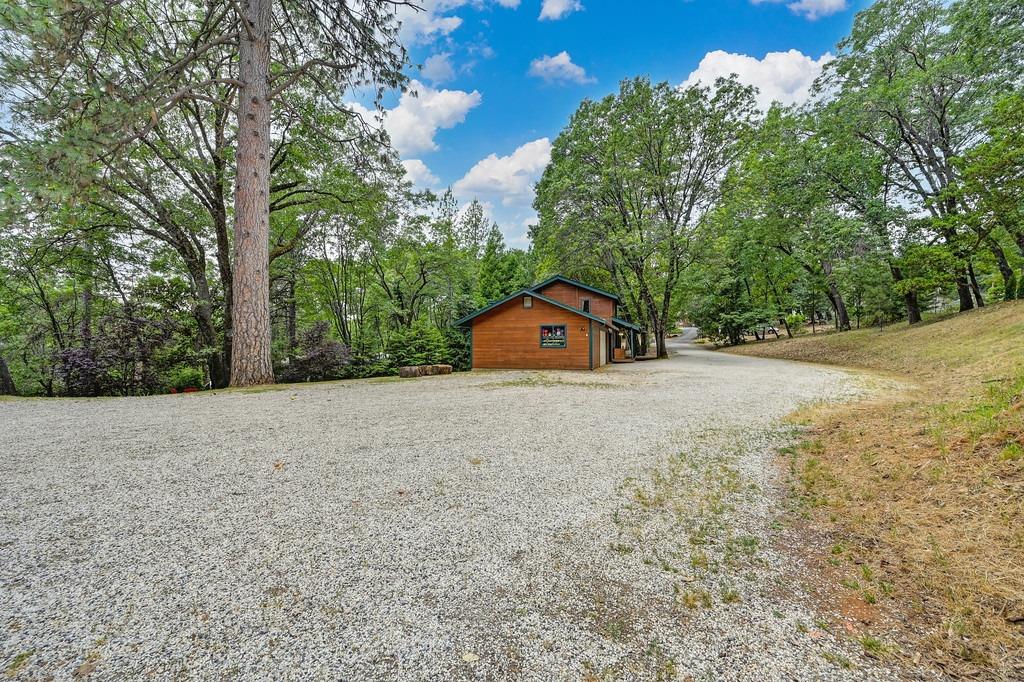 Detail Gallery Image 66 of 73 For 5239 Crestline Dr, Foresthill,  CA 95631 - 2 Beds | 2 Baths