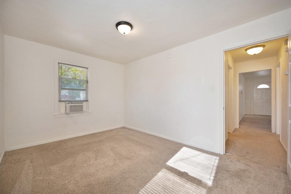 Detail Gallery Image 27 of 36 For 1732 Grand Ave, Sacramento,  CA 95838 - 2 Beds | 1 Baths