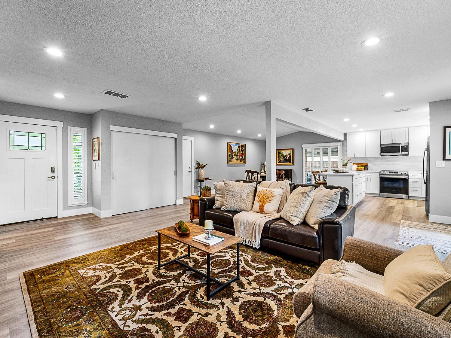 Detail Gallery Image 9 of 36 For 2417 Sandpiper Way, Cameron Park,  CA 95682 - 3 Beds | 2 Baths