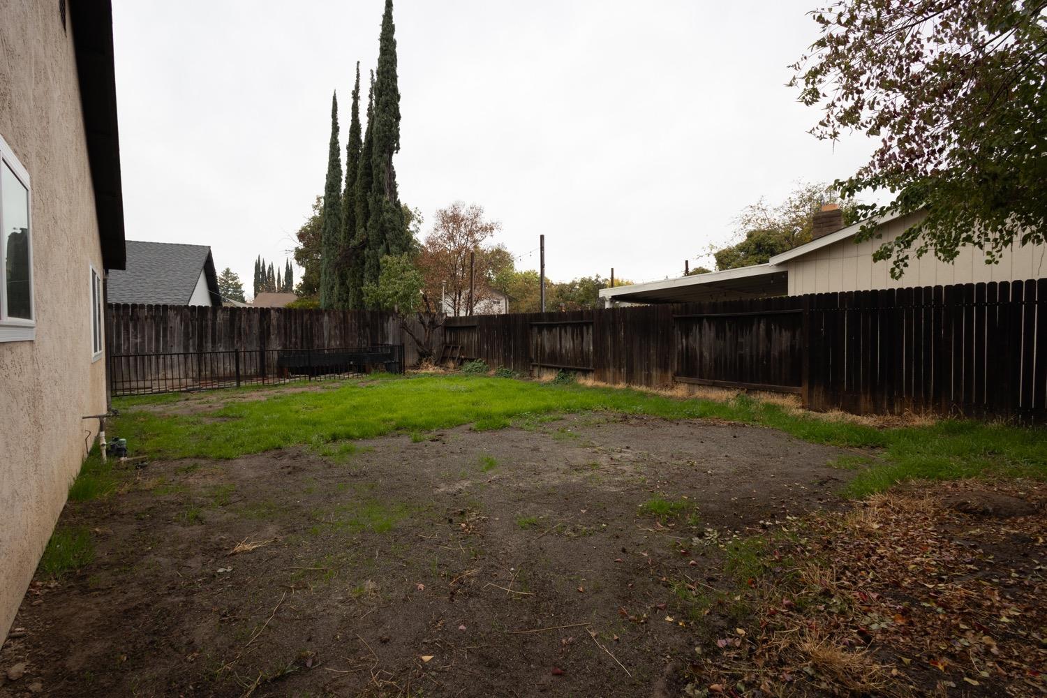 Detail Gallery Image 33 of 34 For 6413 Carmelwood Dr, Citrus Heights,  CA 95621 - 4 Beds | 2 Baths